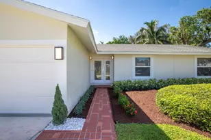 4126 Birchwood Dr, Boca Raton, FL 33487 - Photo 3