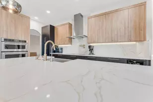 12370 St Simon Dr, Boca Raton, FL 33428 - Photo 9