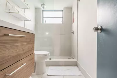 2404 NE 33rd Avenue #4, Fort Lauderdale, FL 33305 - Photo 5