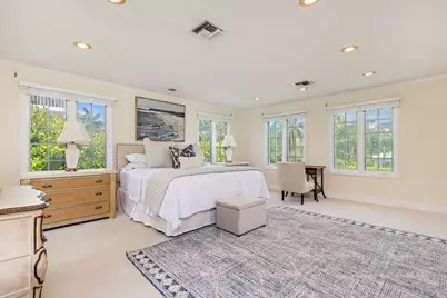 155 Peruvian Avenue, Palm Beach, FL 33480 - Photo 13