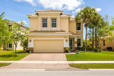 707 NW Leonardo Circle, Port Saint Lucie, FL 34986 - Photo 7