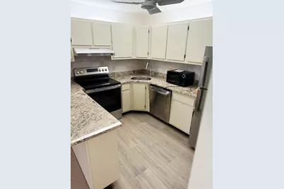 331 Knotty Pine Circle #B-2, Greenacres, FL 33463 - Photo 5
