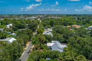 547 SW Riverview St, Stuart, FL 34994 - Photo 17