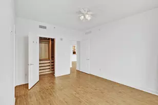 315 NE 3rd Ave, Fort Lauderdale, FL 33301 - Photo 17
