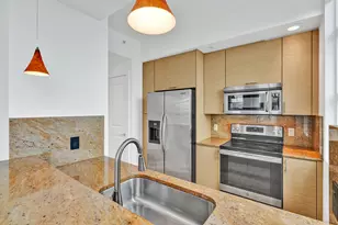 315 NE 3rd Ave, Fort Lauderdale, FL 33301 - Photo 9