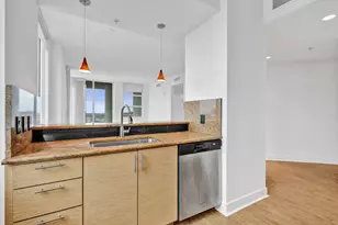 315 NE 3rd Ave, Fort Lauderdale, FL 33301 - Photo 13