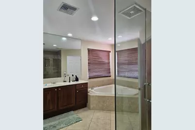 13382 Lakepointe Circle, Cooper City, FL 33330 - Photo 39