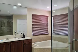 13382 Lakepointe Cir, Cooper City, FL 33330 - Photo 39