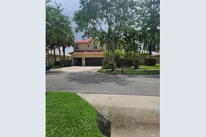 13382 Lakepointe Circle, Cooper City, FL 33330 - Photo 7
