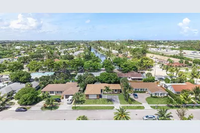 1820 N 17th Ct Court N, Lake Worth Beach, FL 33460 - Photo 5