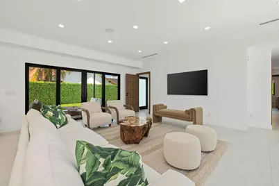 1099 S Atlantic Drive, Lantana, FL 33462 - Photo 9