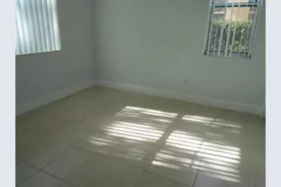 789 NW 103rd Terrace #101, Pembroke Pines, FL 33026 - Photo 5