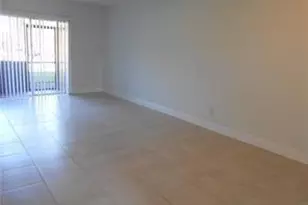 789 NW 103rd Terrace, Pembroke Pines, FL 33026 - Photo 3