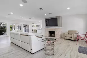 411 Poinciana Dr, Fort Lauderdale, FL 33301 - Photo 3