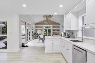 411 Poinciana Dr, Fort Lauderdale, FL 33301 - Photo 13