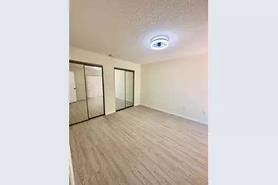 8076 Ambach Way, Hypoluxo, FL 33462 - Photo 9