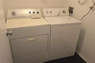 3194 Coral Lake Ln, Coral Springs, FL 33065 - Photo 17