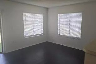 3194 Coral Lake Ln, Coral Springs, FL 33065 - Photo 5