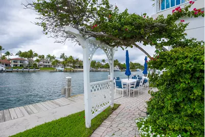 1043 Hillsboro Mile #18c, Hillsboro Beach, FL 33062 - Photo 7