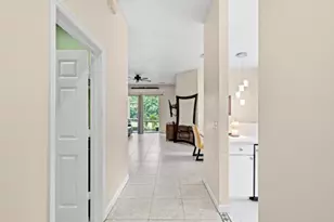 808 SW Munjack Cir, Port Saint Lucie, FL 34986 - Photo 3