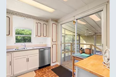 521 NE Sapphire Way, Jensen Beach, FL 34957 - Photo 3