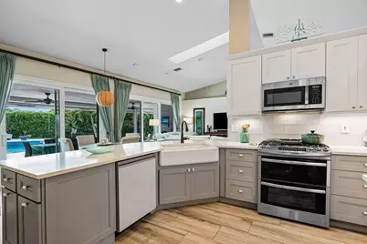 15925 Springhill Court, Wellington, FL 33414 - Photo 27