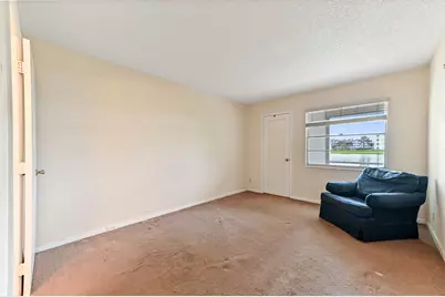 1034 Rexford B, Boca Raton, FL 33434 - Photo 11