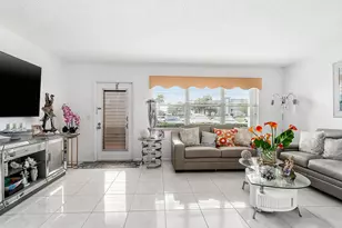 1012 Lincoln, Boca Raton, FL 33434 - Photo 5