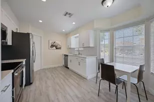 1050 Aviary Rd, Wellington, FL 33414 - Photo 9