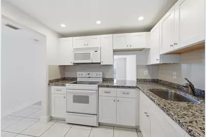 5700 NW 2nd Avenue #604, Boca Raton, FL 33487 - Photo 5