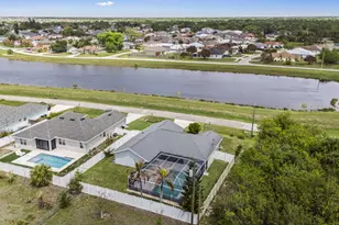 2452 SW Fair Isle Rd, Port Saint Lucie, FL 34987 - Photo 39