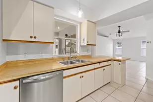 2452 SW Fair Isle Rd, Port Saint Lucie, FL 34987 - Photo 7