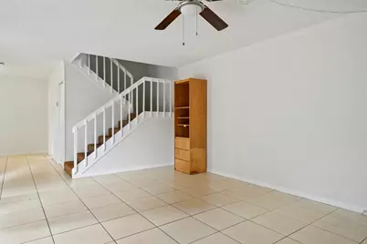 262 Woodland Road, Palm Springs, FL 33461 - Photo 9