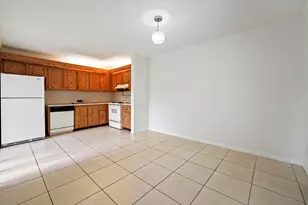 262 Woodland Rd, Palm Springs, FL 33461 - Photo 7