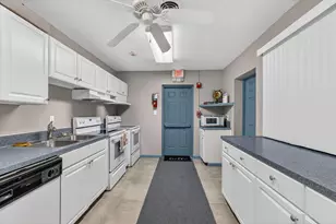 7787 Golf Cir Dr, Margate, FL 33063 - Photo 29