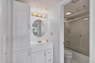 7787 Golf Cir Dr, Margate, FL 33063 - Photo 19