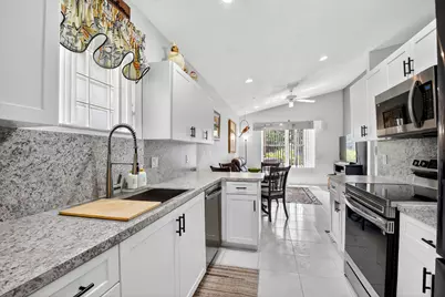 9595 Orchid Grove Trail, Boynton Beach, FL 33437 - Photo 15