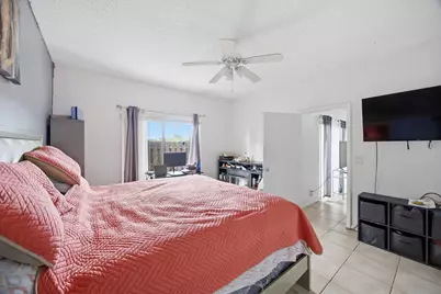 4102 Waterview Circle, Palm Springs, FL 33461 - Photo 15