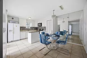 4102 Waterview Cir, Palm Springs, FL 33461 - Photo 9