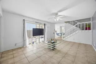 4102 Waterview Cir, Palm Springs, FL 33461 - Photo 7