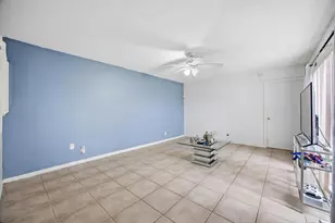 4102 Waterview Cir, Palm Springs, FL 33461 - Photo 5