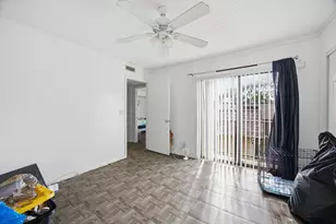 4102 Waterview Cir, Palm Springs, FL 33461 - Photo 19