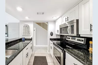 11313 NW 15th Street, Pembroke Pines, FL 33026 - Photo 19