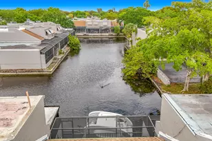 11313 NW 15th St, Pembroke Pines, FL 33026 - Photo 77