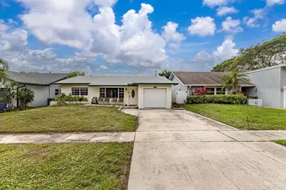 564 NW 55th Street, Boca Raton, FL 33487 - Photo 1
