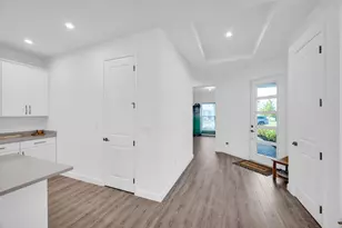 9060 SW Remy Ln, Port Saint Lucie, FL 34987 - Photo 11