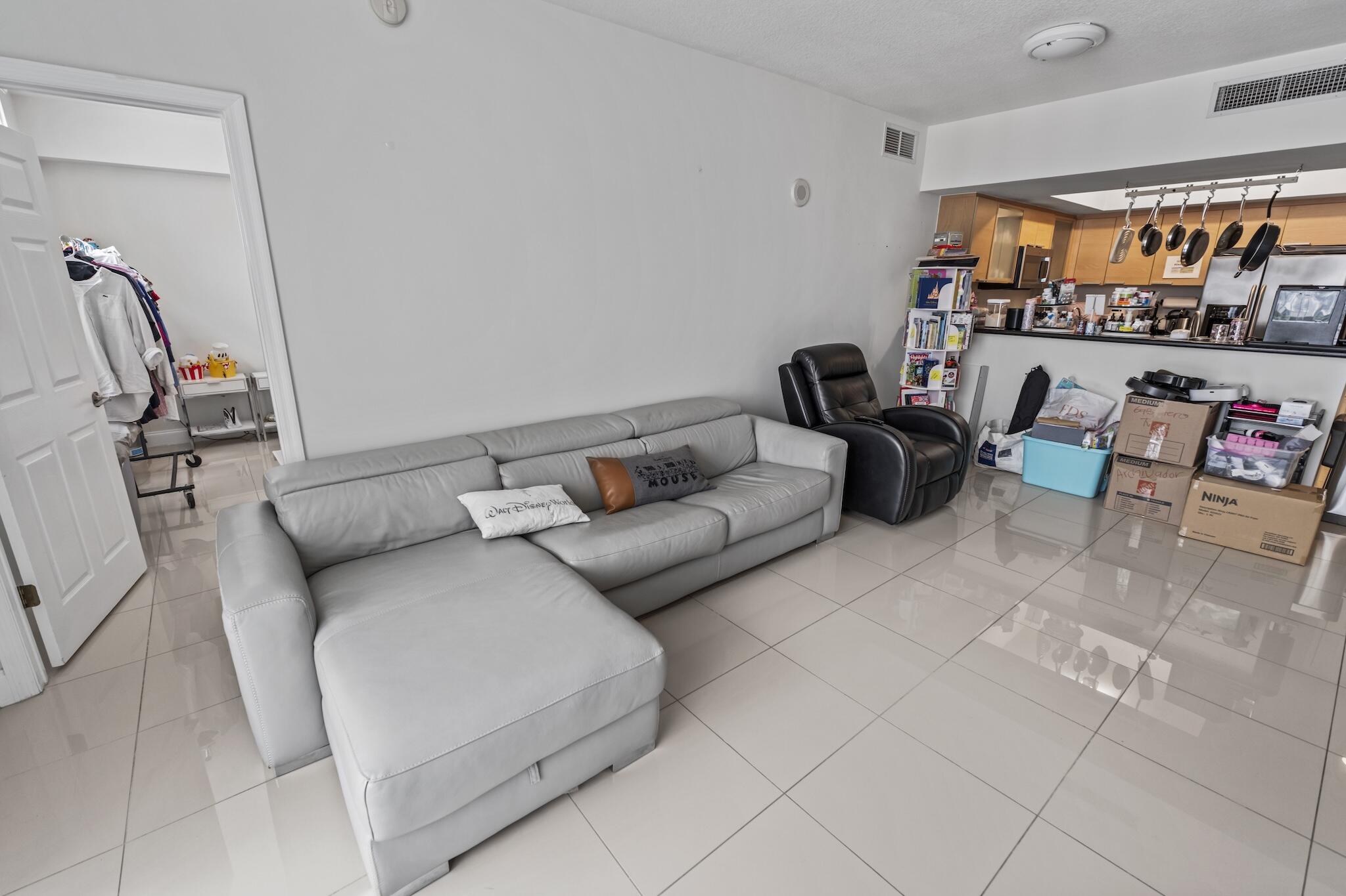 140 S Dixie Hwy #512 - 140 S Dixie Hwy #512, Hollywood, FL 33020 Luxury Property | Jose Angel Pina