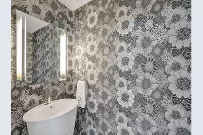 411 N New River Dr Drive E #1204, Fort Lauderdale, FL 33301 - Photo 5