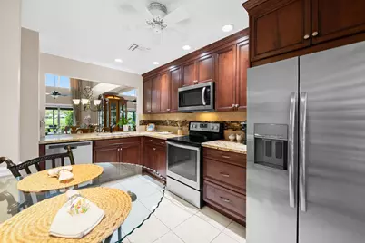 7438 S Pinewalk Dr Drive S #13-3, Margate, FL 33063 - Photo 9