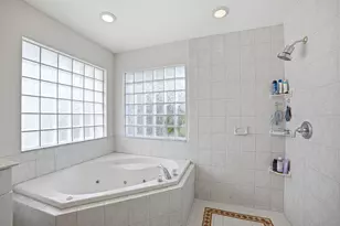 2281 SE 11th St, Pompano Beach, FL 33062 - Photo 25